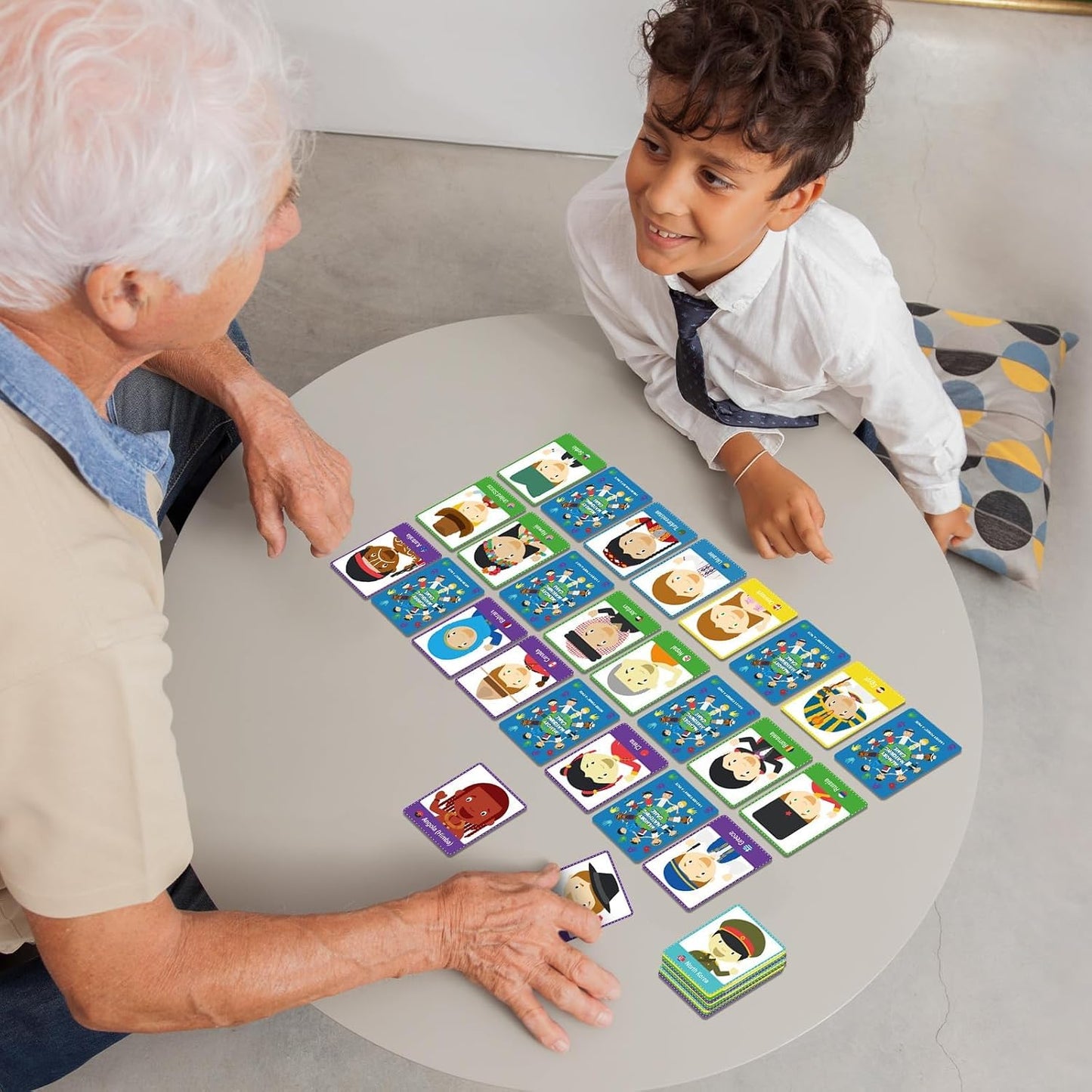 gisgfim 100 PCS Memory Matching Game Famous Paintings Concentration Memory Card for Adults Learning Educational Game A Fun & Fast Artworks Theme Matching Games