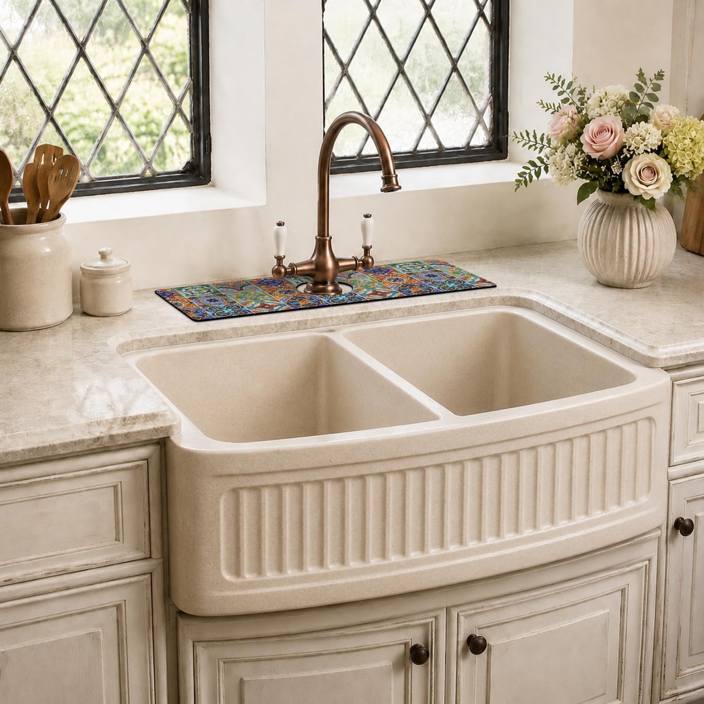 Light Brown White Checkered Kitchen Sink Splash Guard Faucet Mat,Faucet Non-Slip Absorbent Mat,Farmhouse Sink Splash Guard Behind Faucet for Kitchen Bathroom, 15"x5.5"