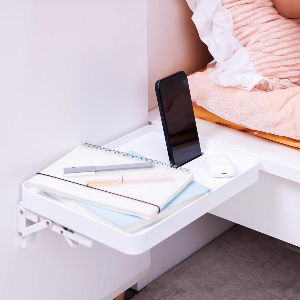 KIWIFOTOS Raised Bedside Shelf for Bed Tray Table Under Mattress