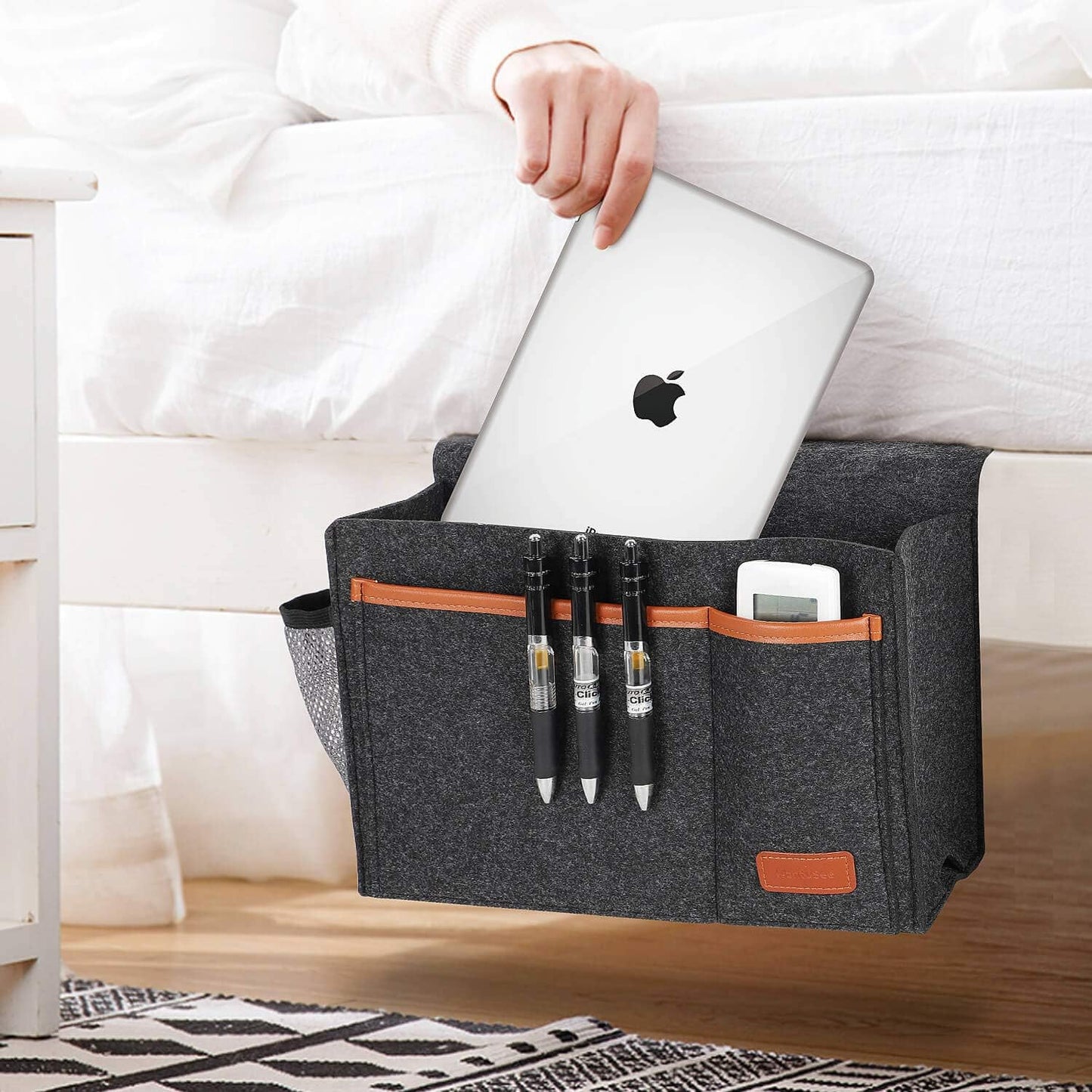 Bedside Caddy, Felt Bed Storage Organizer Hanging Bag Holder with 5 Pockets, Magazine Book Phone Tablet iPad Cables Remote and Water Bottle Holder for Home Dorm Bed Sofa, Light Gray