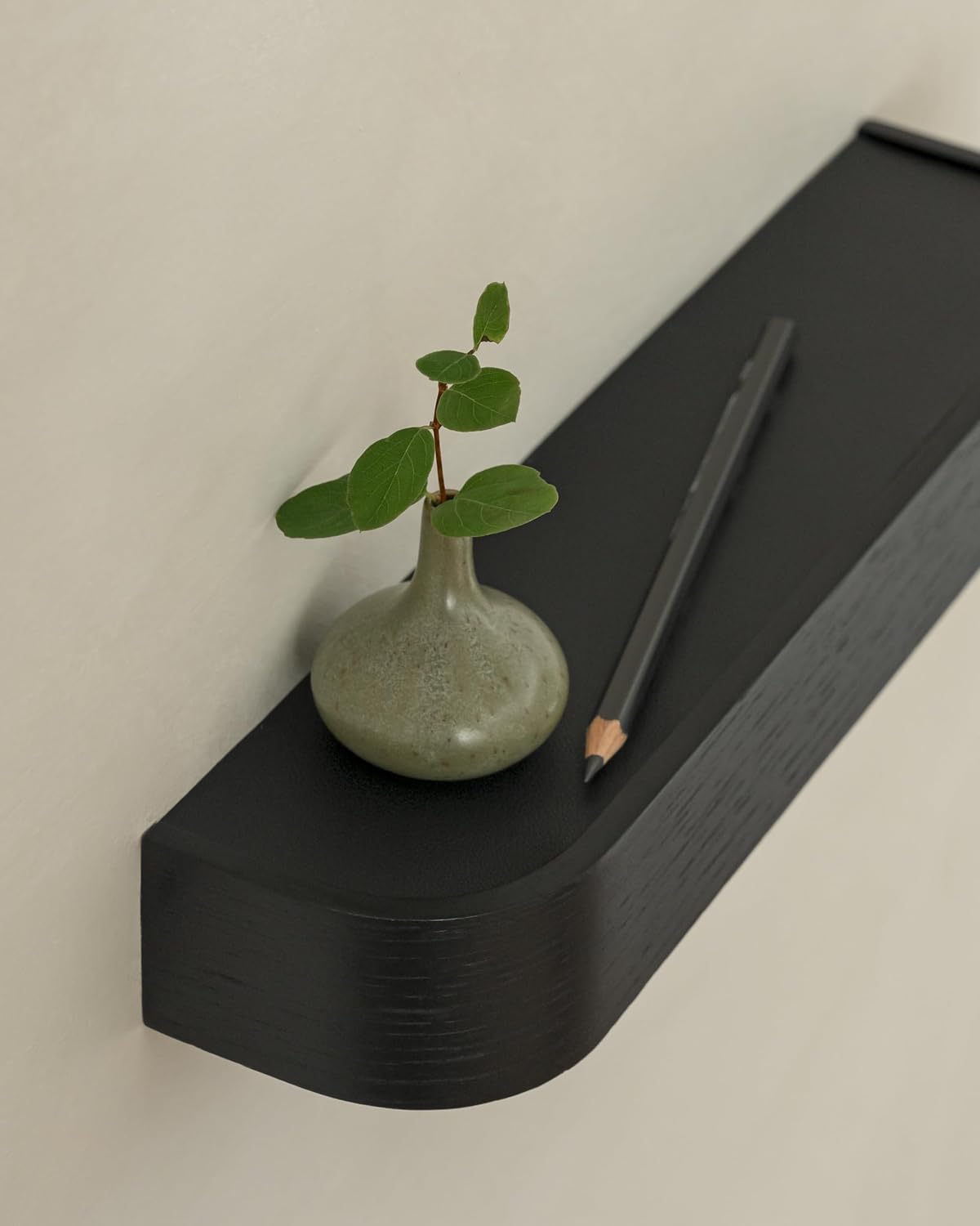 Kazai. Key Holder 'Toke' | Minimalist Key Hook Design from Berlin | Modern Key Holder Wall Mount with Wooden Shelf | Key Rack for Wall as Entryway Organizer | Walnut
