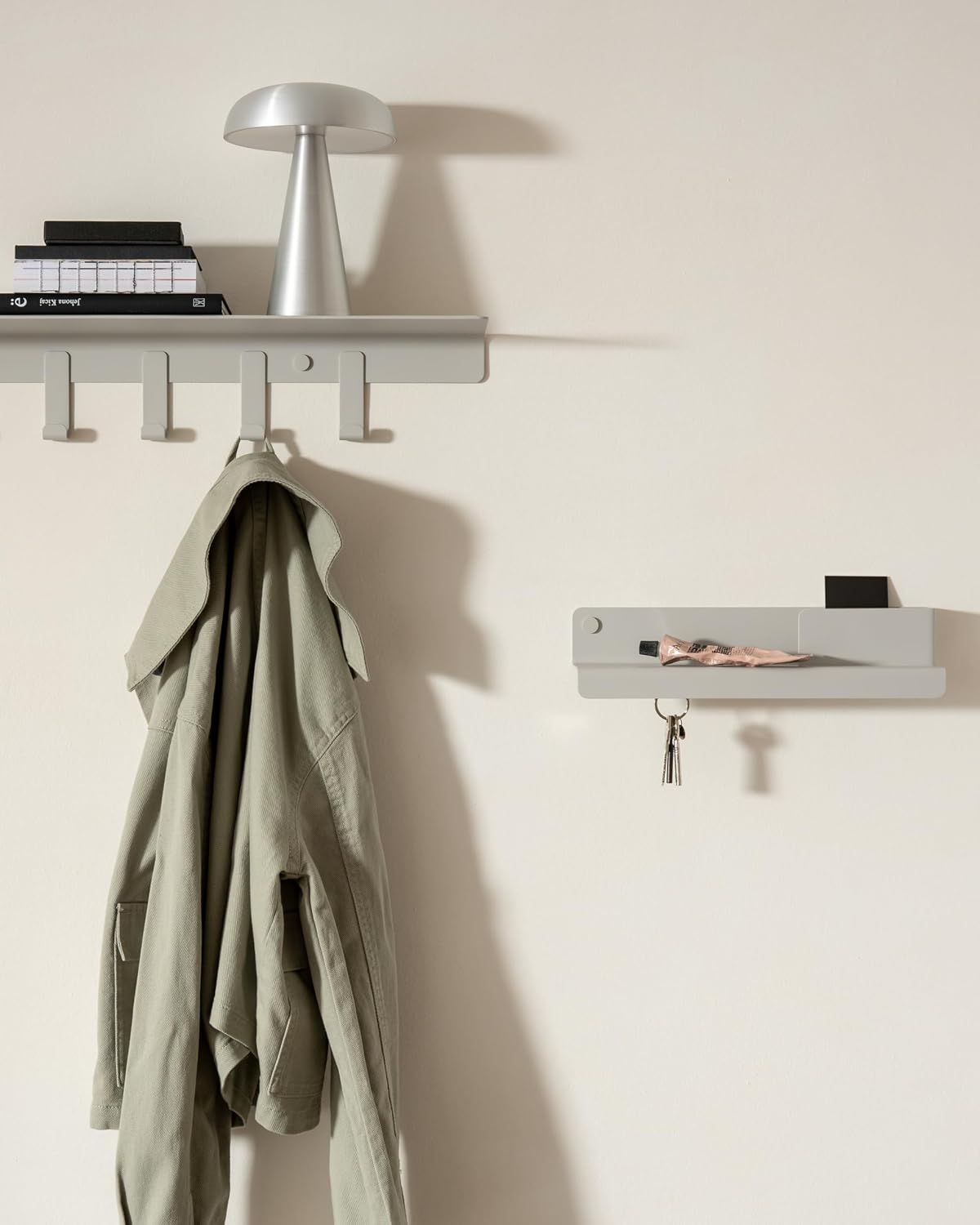 Kazai. Key Holder for Wall 'Holmsen' | Minimalist Key Hooks Design from Berlin | Modern Key Hanger with Metal Shelf | Key Hook Wall Mounted as Hallway Furniture | Sand Taupe