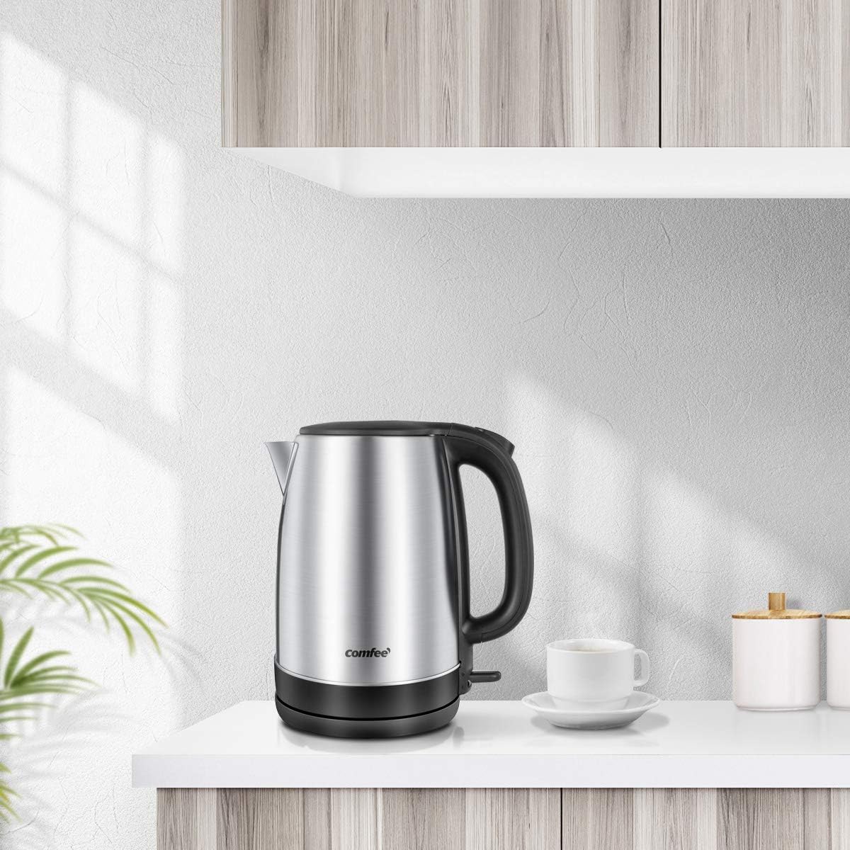 COMFEE Electric Kettle, 1.7L, Auto Shut-Off, 1500W, Black, stainless steel