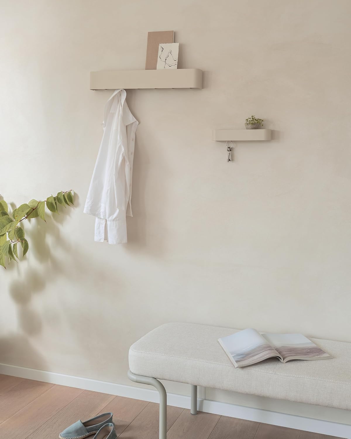 Kazai. Key Holder for Wall 'Tone' | Minimalist Key Hooks Design from Berlin | Modern Key Hanger with Metal Shelf | Key Hook Wall Mounted as Hallway Furniture | Black