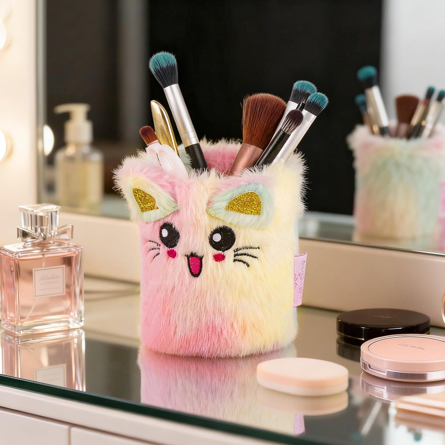 Happynear Glasses Holder, Cute Eyeglass Holder, Glasses Holder for Nightstand, Desk and Dresser, Gifts for Boys and Girls