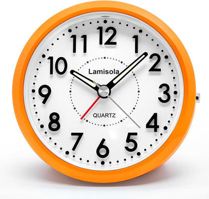 Lamisola 4 Inch Alarm Clock for Bedrooms, Small Analog Desk Clock, Black