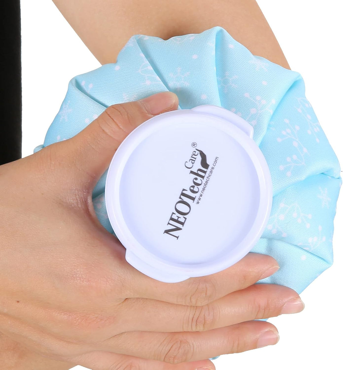 Neotech Care Ice Bag with Screw Top Lid (Smiley Face Design, 8 inch)
