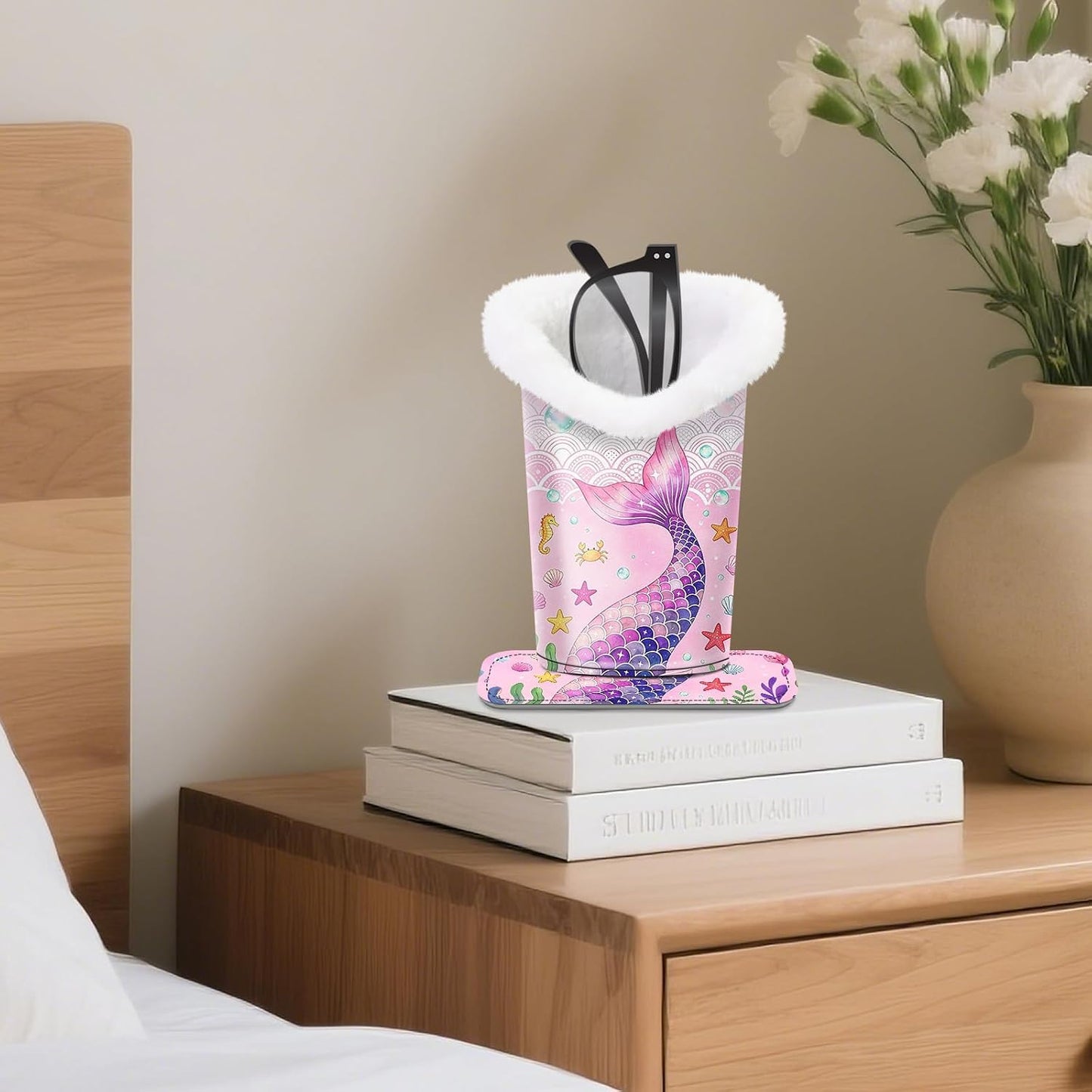 Plush Lined Eyeglasses Holder, Cute Magnetic PU Leather Glasses Stand Case for Women Men Kids
