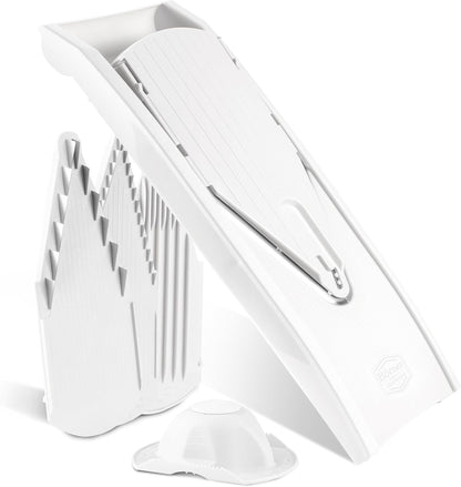Börner Mandoline Slicer V1 (Basis Set) • V-Slicer with 2 Inserts & Fruit Holder • Adjustable Kitchen Slicer for Vegetables & Fruits • Vegetable Cutter • 3 Thickness Settings • Color: Red