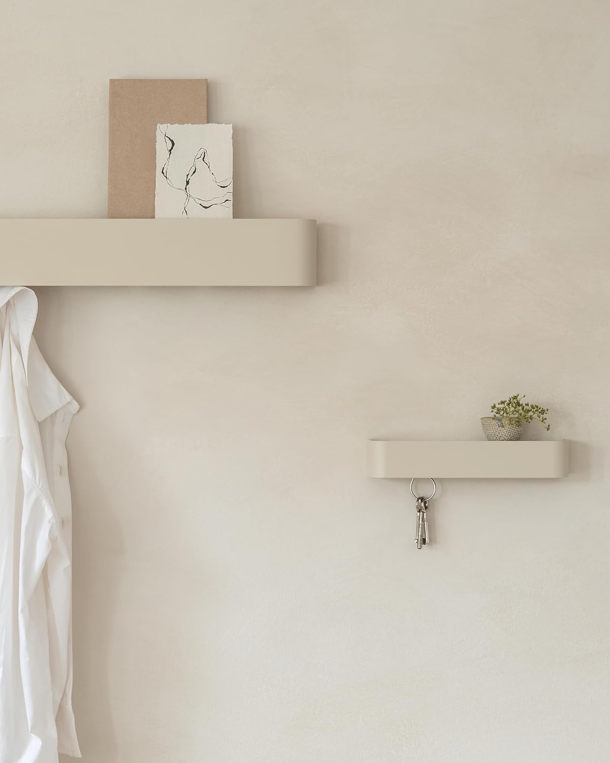 Kazai. Key Holder for Wall 'Tone' | Minimalist Key Hooks Design from Berlin | Modern Key Hanger with Metal Shelf | Key Hook Wall Mounted as Hallway Furniture | Black