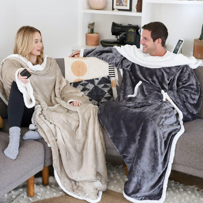 Catalonia Sherpa Wearable Blanket with Sleeves and Pocket for Adults