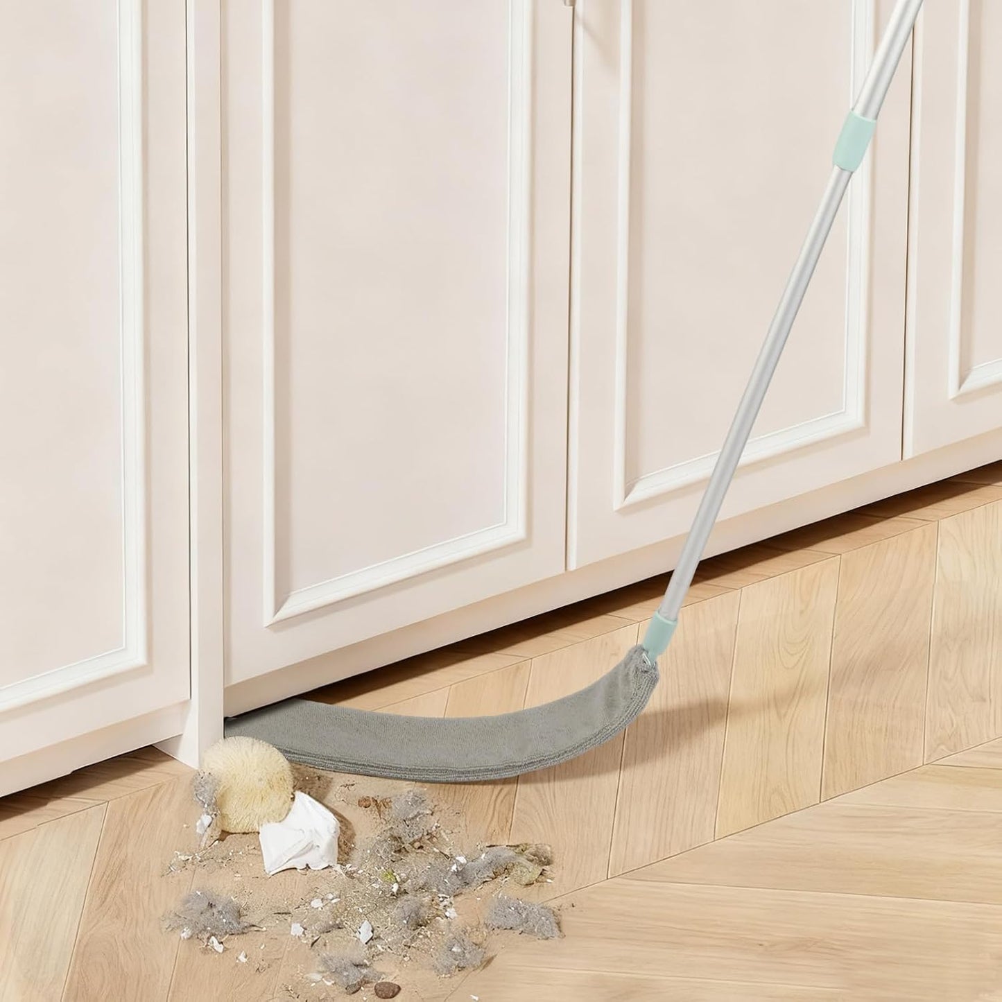 Retractable Gap Dust Cleaner, Long Handle CleaningTool with 3 Washable Microfiber Dusting Cloths, Duster Brush for Cleaning Under Appliances