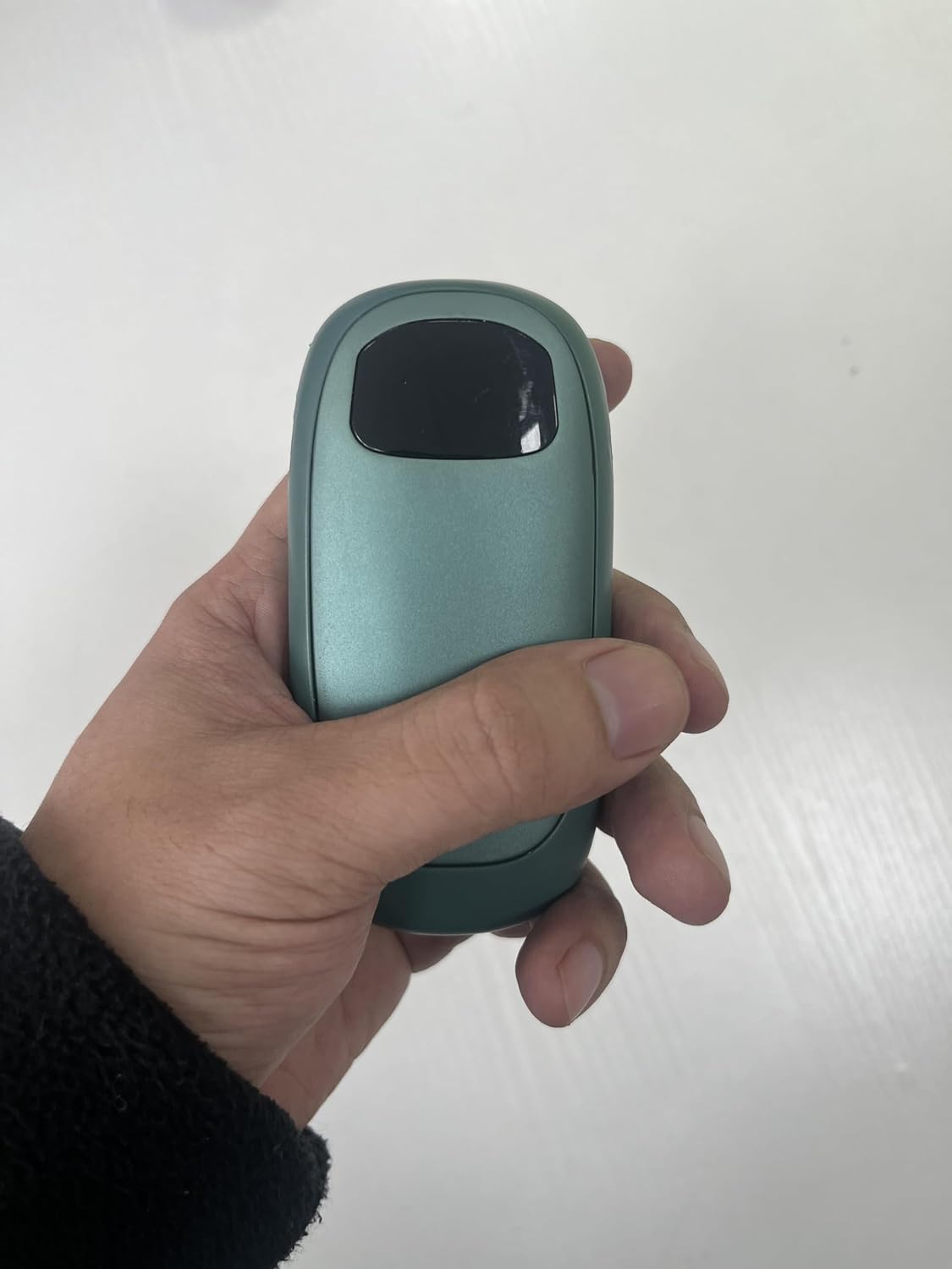 Hand Warmers Rechargeable, Electric Dual-Sided Heating with LED Display & Flashlight, Max 127℉, 13Hrs Long Lasting Pocket Heater for Raynauds, Golf, Hunting, Camping, Birthday Gifts for Men Women
