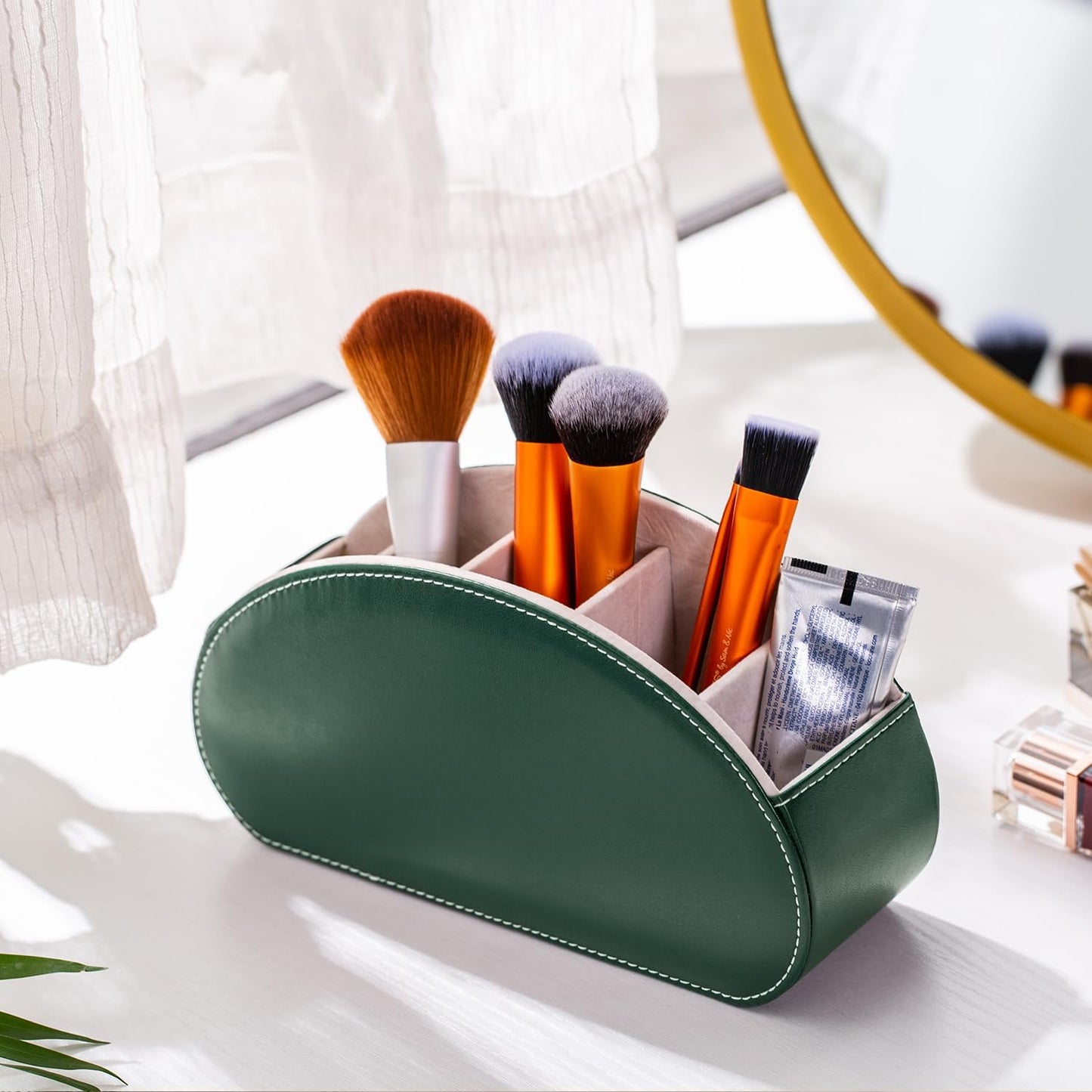 Remote Control Holders Organizer Box with 5 Compartment PU Leather Caddy | Multi-functional Office Desk Storage Caddy Store Tv Remote for Media Player,Brush,Pencil,Glassees&Office Supplies
