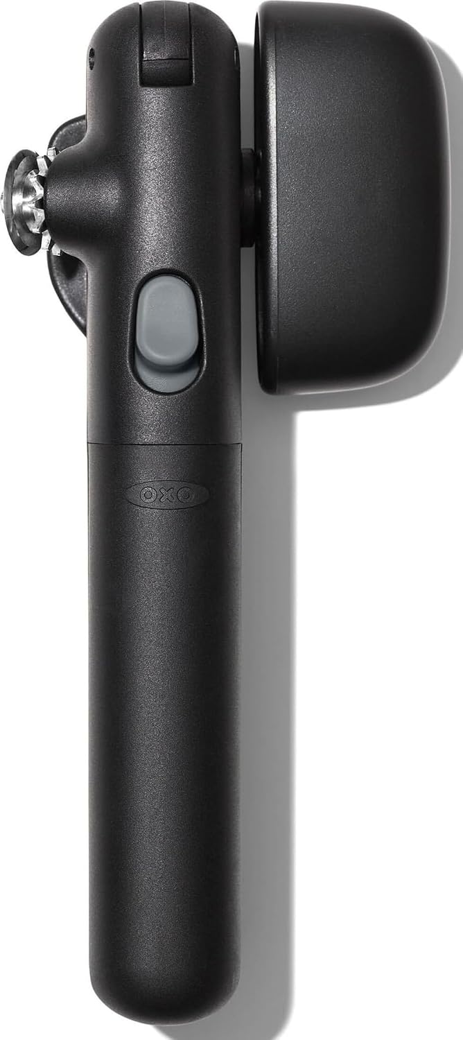 OXO Good Grips Lock & Go Can Opener, Manual Can Opener with Locking Arms and Easy-Release Button, Handheld Kitchen Gadget, Compact Kitchen Utensil for Everyday Use