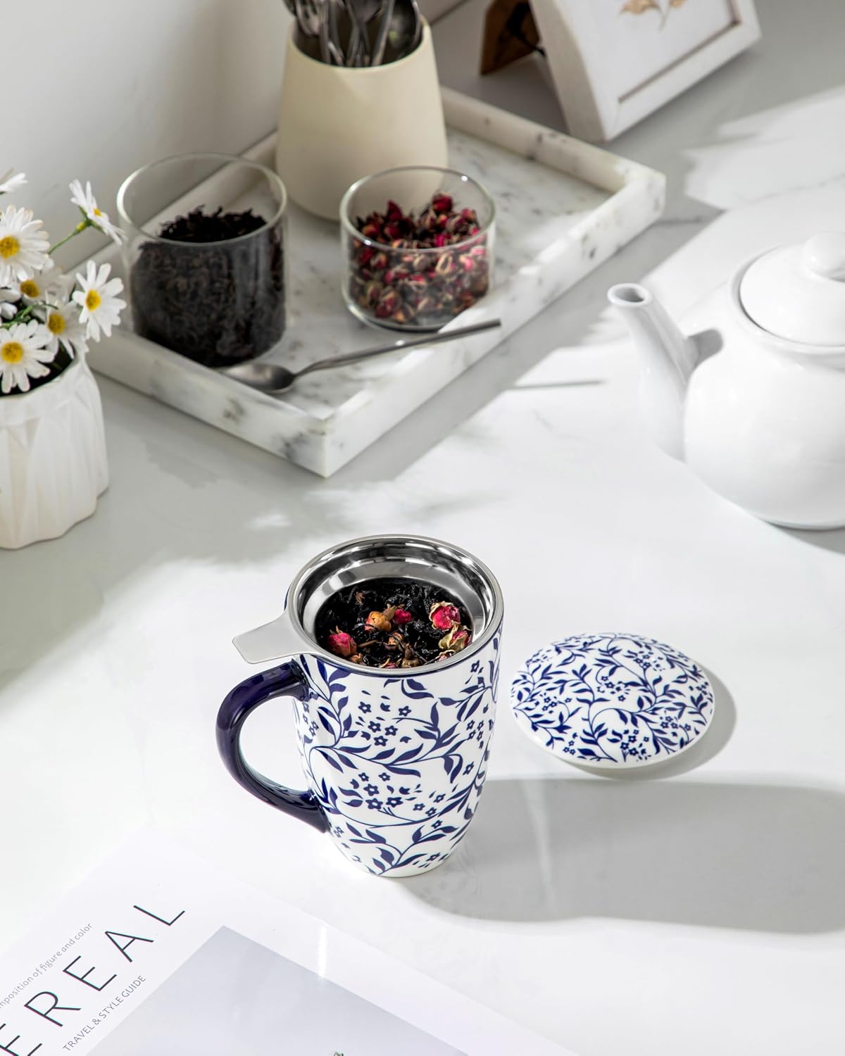 vancasso SELENE Porcelain Tea Mug, 18 oz Porcelain Tea Cup with Infuser and Lid Steeps Loose Leaf Tea, Microwave & Dishwasher Safe, Five-Leaf Clover
