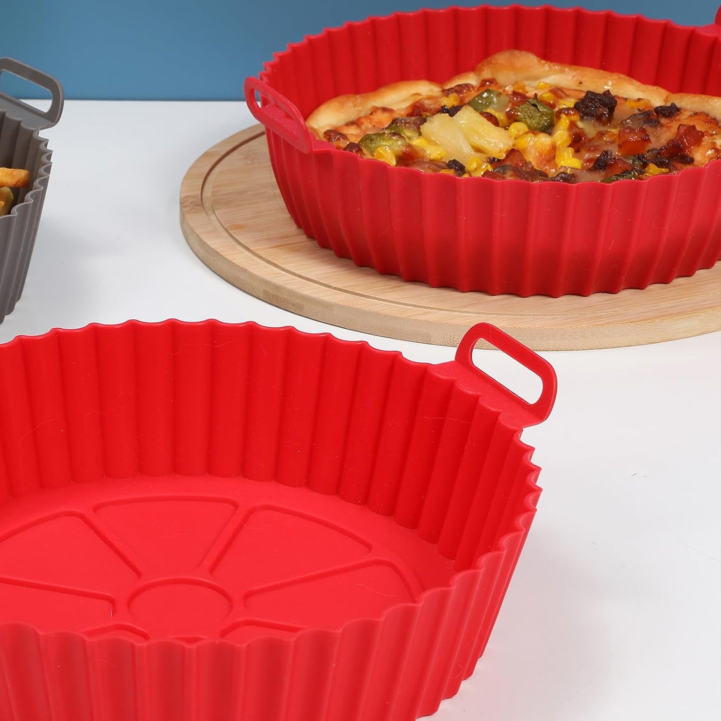 2Pcs Air Fryer Silicone Liners Fit 3-5QT Air fryer, Reusable Food Grade Silicone Air fryer Liners Baking Tray Basket Accessories(Round, 6.5 Inch)