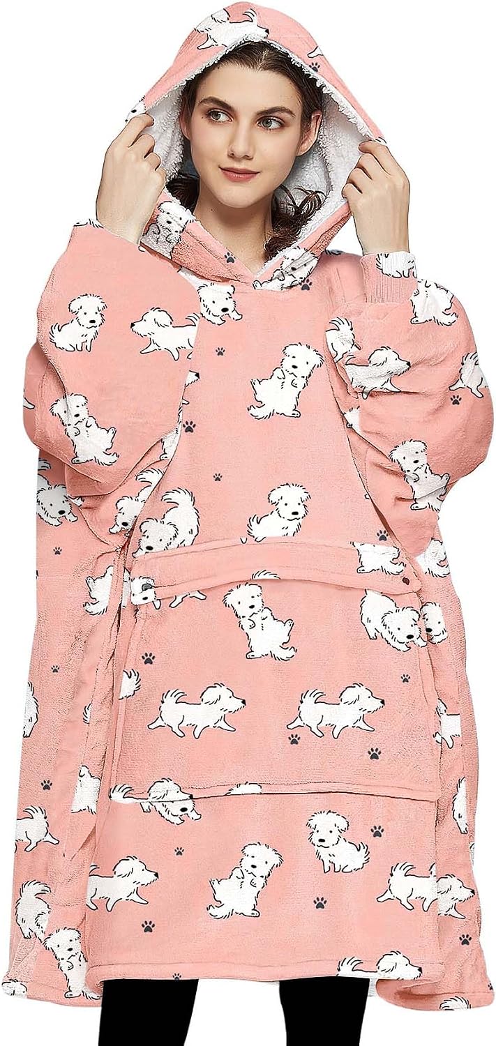 Wearable Blanket Hoodie for Adults With Pocket Strawberry Hoodie | Sherpa, Fuzzy Blanket Hoodie, Oversized Sweatshirt Blanket, Kangaroo Pouch, Cute Birthday Gifts for Sister, Cute Stuff