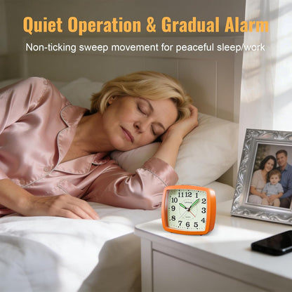 Lamisola Analog Travel Alarm Clock for Bedroom, Small Desk Clock Black