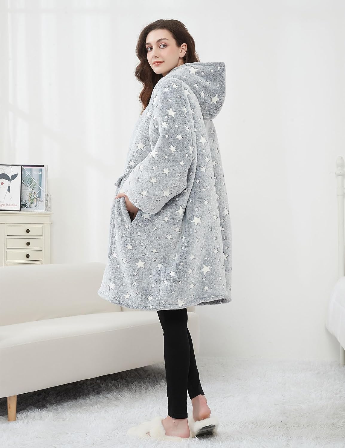 Wearable Blanket Hoodie for Adults With Pocket Strawberry Hoodie | Sherpa, Fuzzy Blanket Hoodie, Oversized Sweatshirt Blanket, Kangaroo Pouch, Cute Birthday Gifts for Sister, Cute Stuff