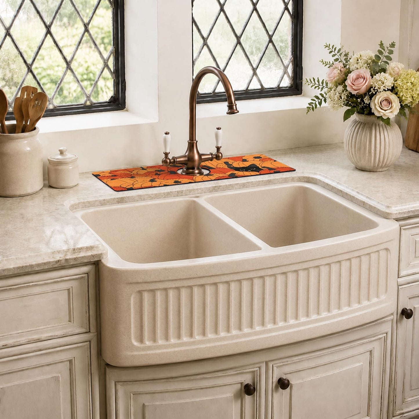Light Brown White Checkered Kitchen Sink Splash Guard Faucet Mat,Faucet Non-Slip Absorbent Mat,Farmhouse Sink Splash Guard Behind Faucet for Kitchen Bathroom, 15"x5.5"