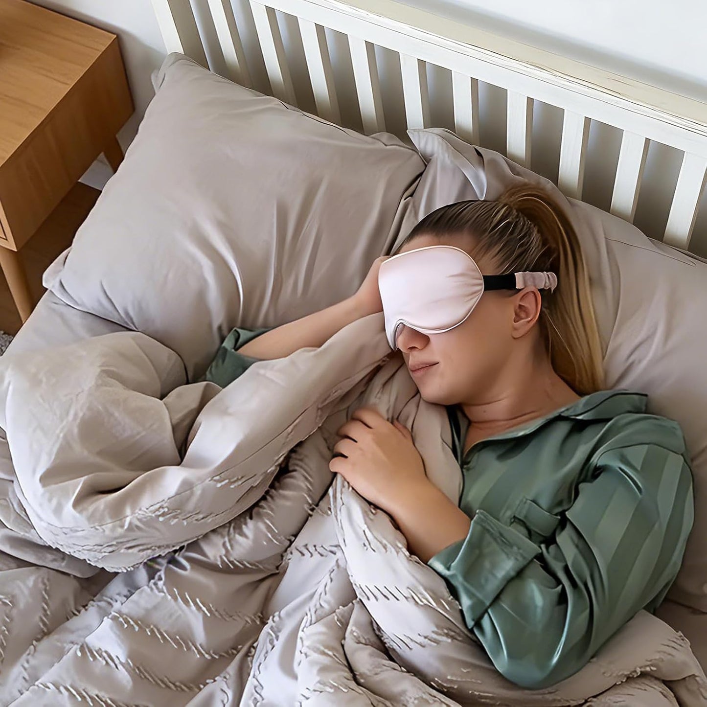 ZIMASILK Adjustable 3D 22 Momme 100% Mulberry Silk Sleep Mask | Upgraded Eye Mask for Sleeping - Soft & Breathable Blindfold - Blackout for Deep Sleeping (Pink)