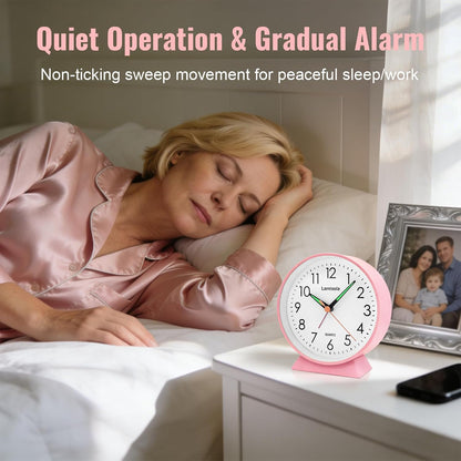 4.5 Inch Small Desk Clock Battery Analog Alarm Clock for Bedroom, Black