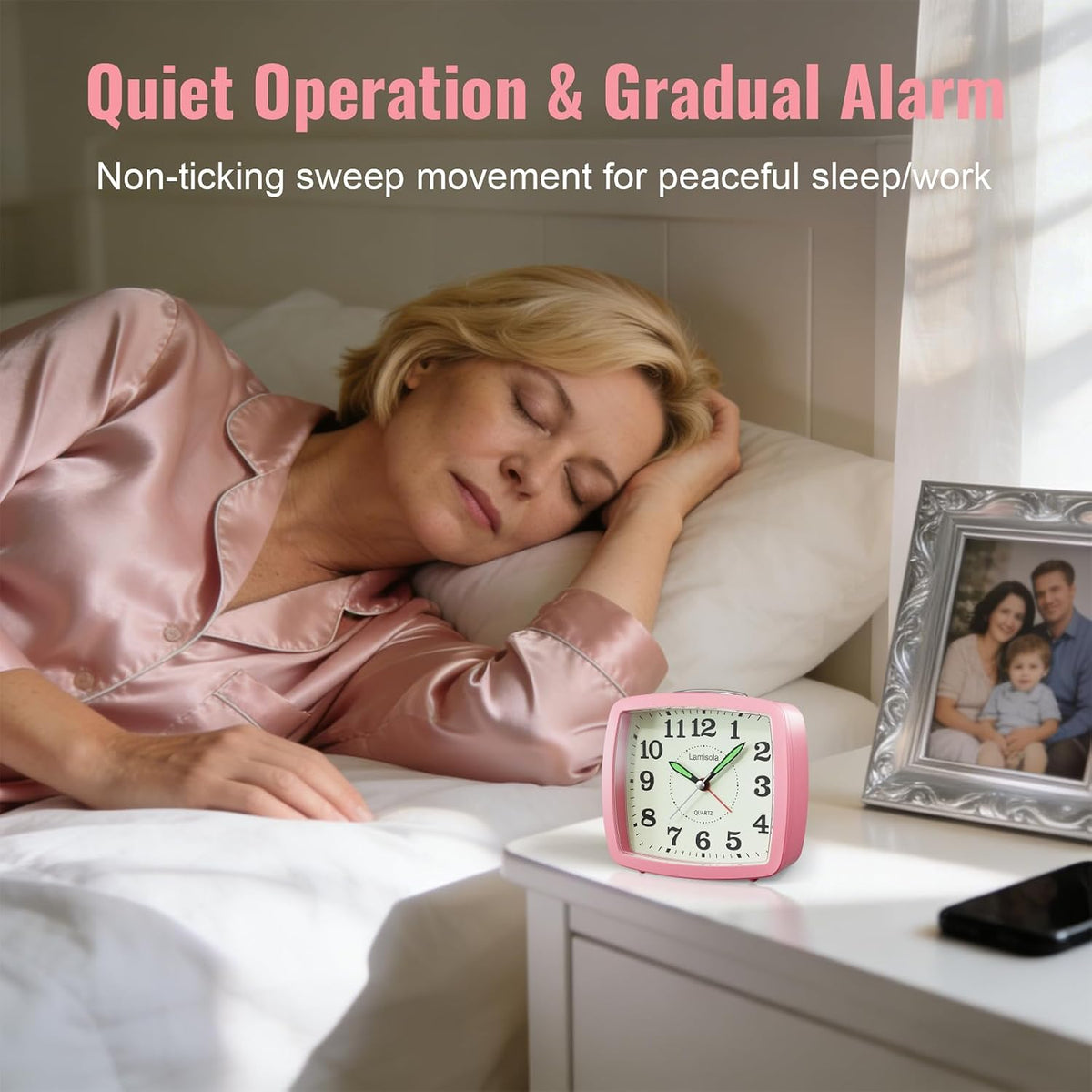 Lamisola Analog Travel Alarm Clock for Bedroom, Small Desk Clock Black