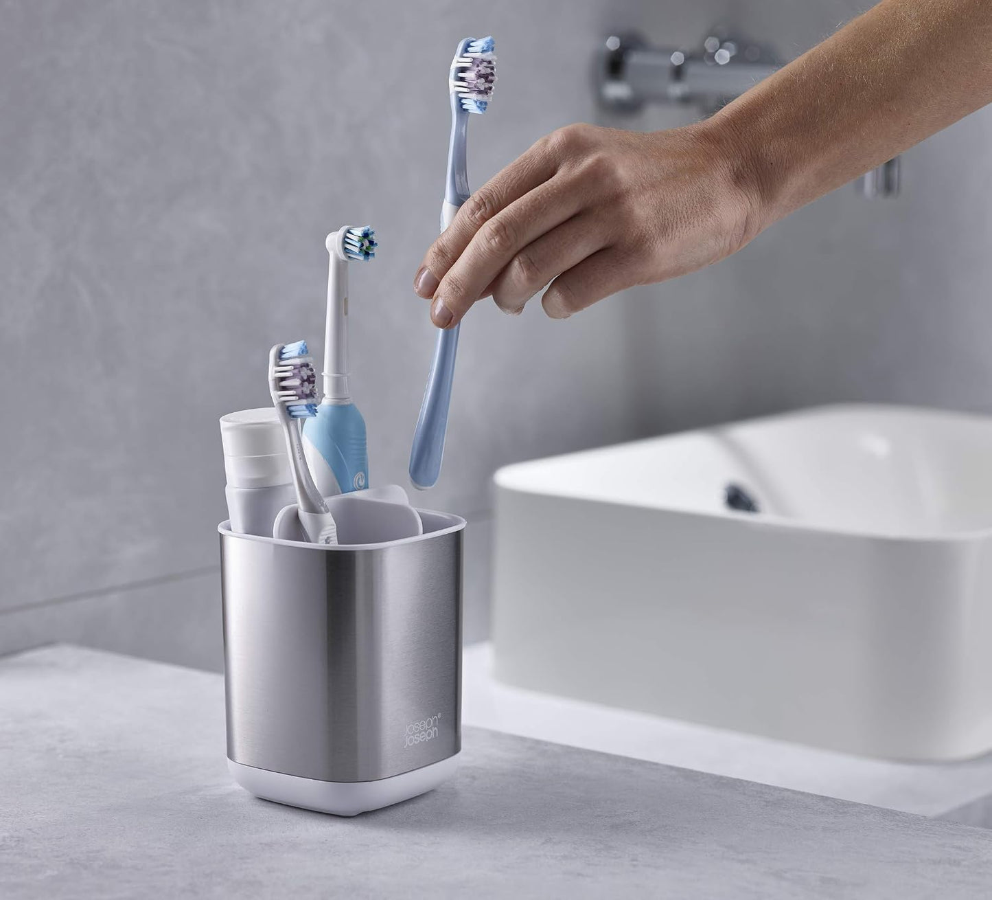 Joseph Joseph Easy-Store - Compact Toothbrush Holder Caddy Bathroom Storage , Grey/White, Regular