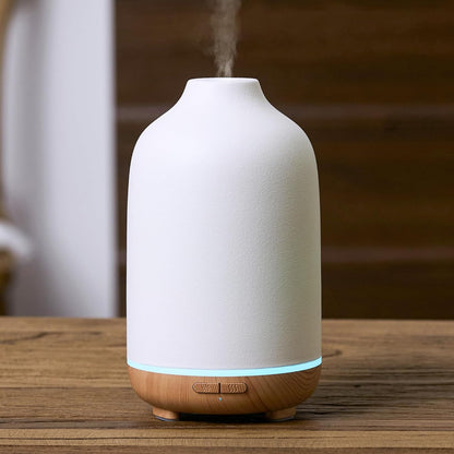 InnoGear Essential Oil Diffuser, 150ml Ceramic Stone Diffuser Handcrafted Aromatherapy Diffusers Ultrasonic Cool Mist Humidifier Vaporizor with 2 Mist Modes Waterless Auto Off for Room Office, White