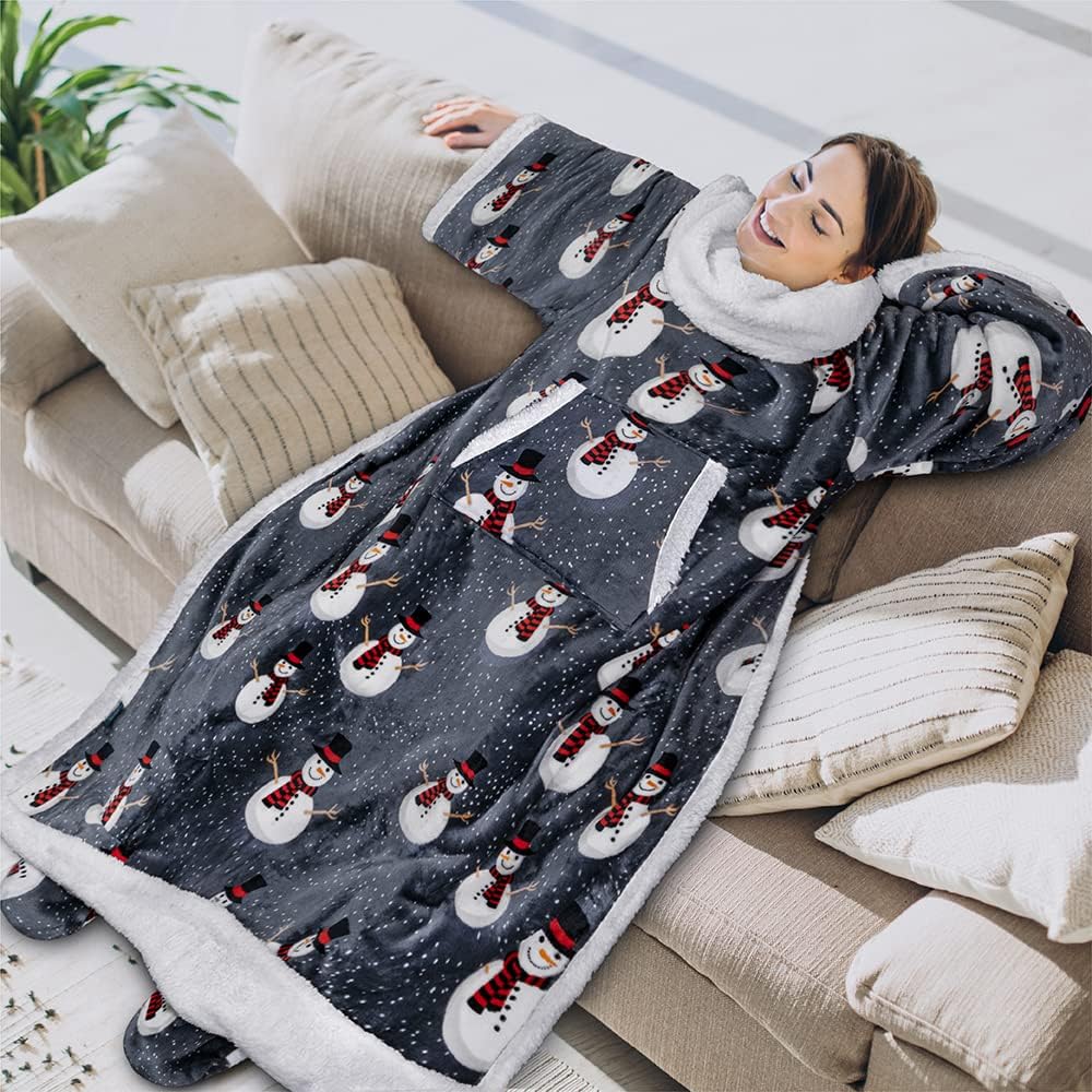 PAVILIA Fleece Blanket with Sleeves, Foot Pockets for Women Men Adults, Plush Wearable Blanket Throw Wrap, Warm Snuggle Blanket Robe, Cozy Gift Ideas Wife Mom, Dark Purple