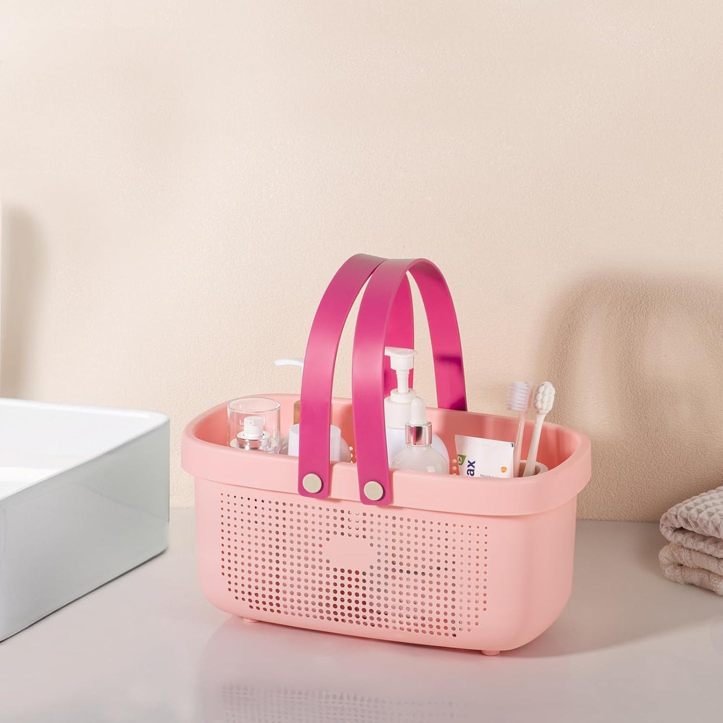 JiatuA Plastic Storage Basket with Handle Portable Shower Caddy Tote Organizer Basket Bin for Bathroom Kitchen Dorm Room Bedroom, Green | Sturdy Drainage Large Capacity Organizer Basket with Silicone Handles for Bathroom Kitchen Bedroom College Dorm