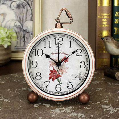 Maxspace 5.2in Analog Clock, Retro Silent Desk Clock Non-Ticking & Battery Operated with Quartz Movement,Clock Decor for Bedroom Living Room