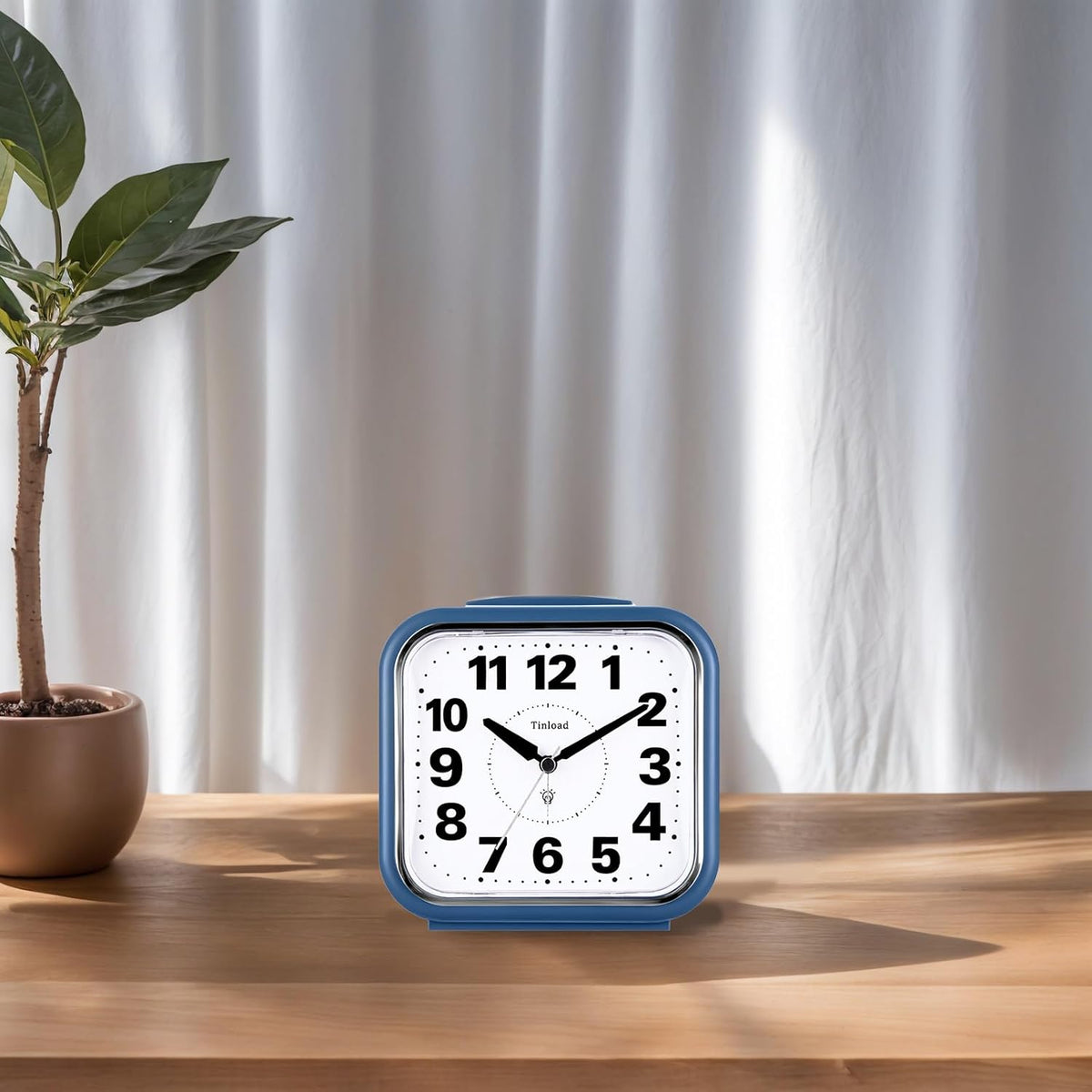 Tinload 5.5" Large No Ticking Analog Alarm Clock,Silent Readable for Seniors,Easy to Set,Gradual Rise Alarm,Big Numbers,Gentle Wake,Snooze, Lighted on Demand,Battery Operated,Black