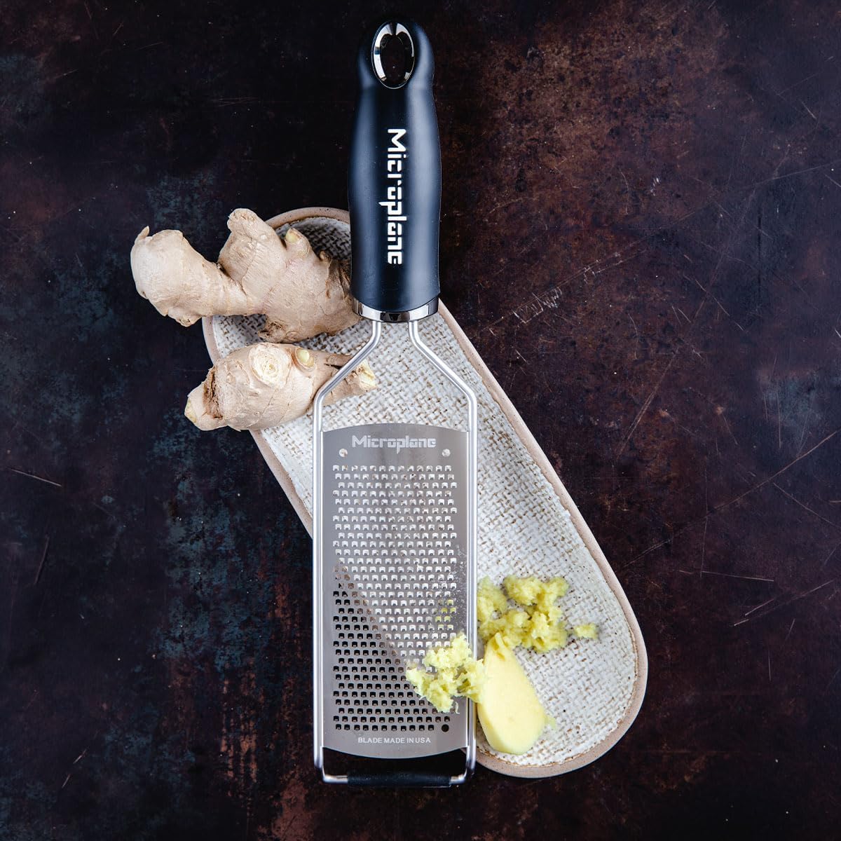 Microplane Gourmet Series Cheese Grater with Soft Touch Handle (Extra Coarse, Black)