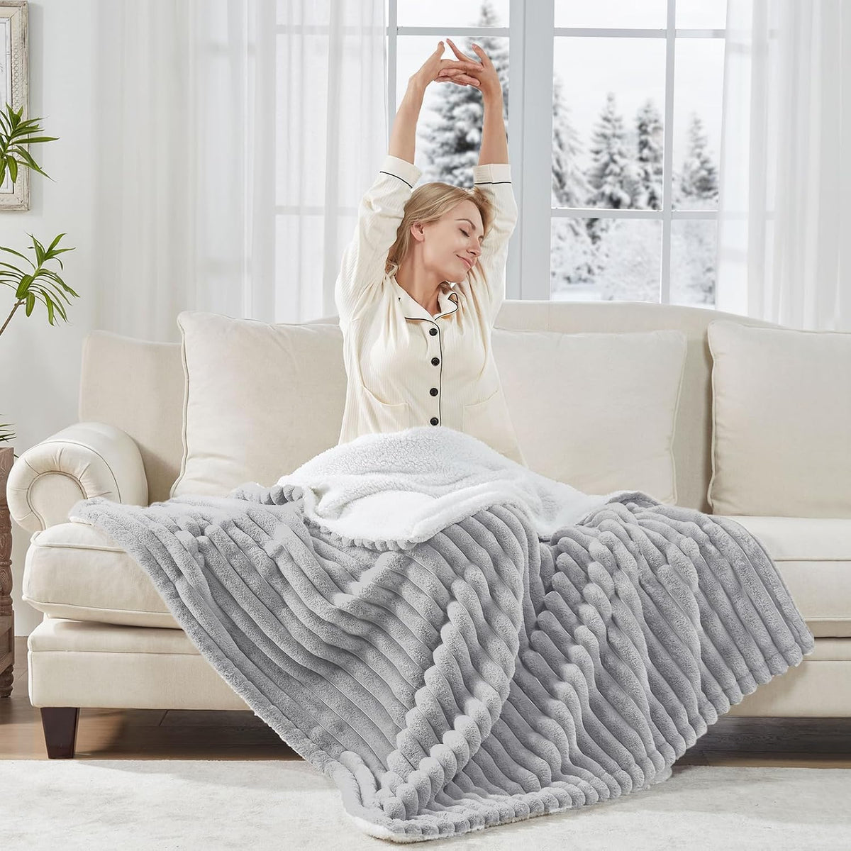 Westinghouse Heated Throw Blanket, 50"x60", Charcoal, ETL Certified