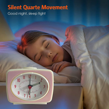 Red Small Alarm Clock Small Silent Quartz Movement Analogue Alarm Clock Vintage Classic Style Battery Powered