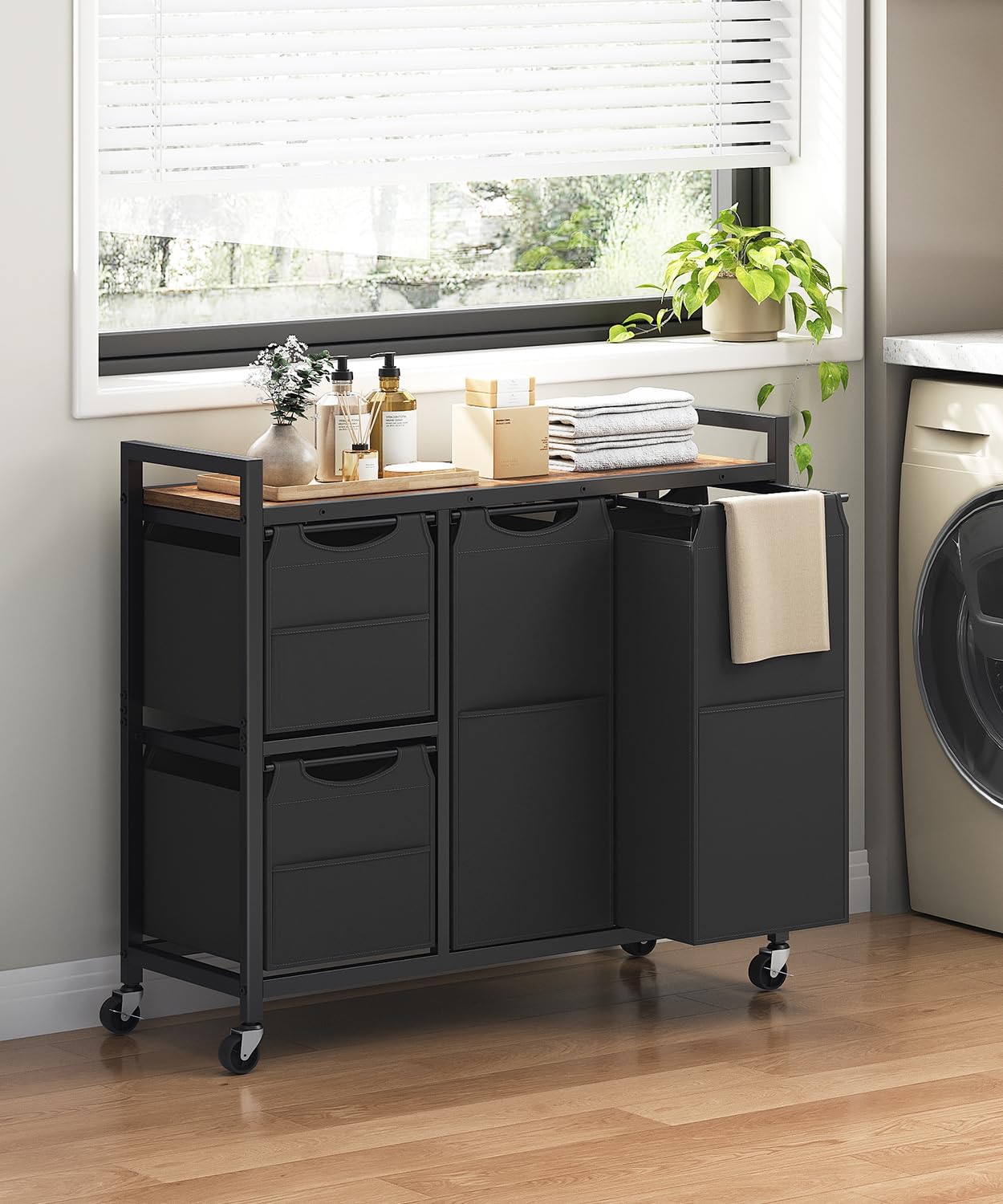 HOOBRO Laundry Sorter with 4 Section, 39 Gal. (147 L) Laundry Hamper with Wheels, Rolling Laundry Basket with Shelf, Pull-Out Detachable Bags, Side Pockets, Rustic Brown, Black and Beige BFE14XY01N1