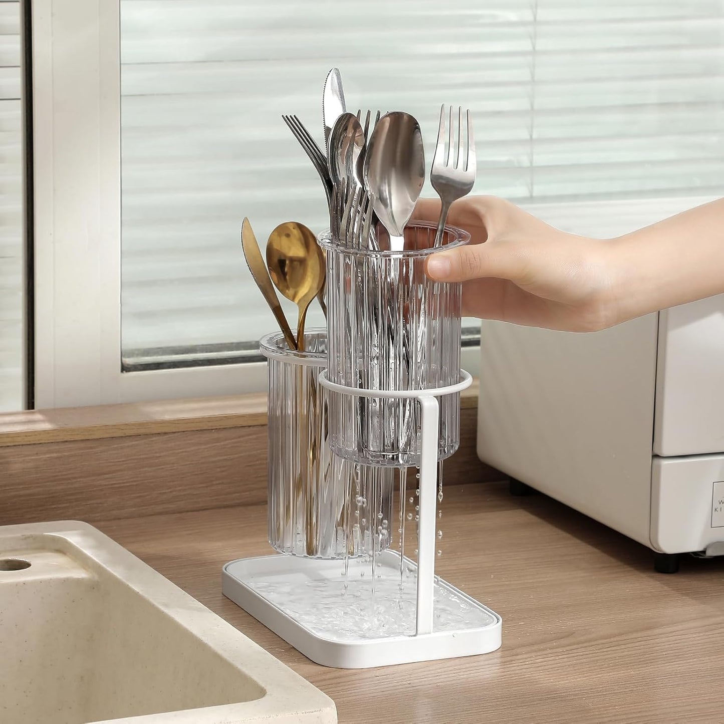 Toothbrush Holders with Drain Tray, Hanging Toothbrush and Toothpaste Holder Organizer Bathroom Caddy Countertop for Toothpaste, Razors, Electric Toothbrush - Clear | Detachable, Easy to Clean, Bathroom Organizer for Electric Toothbrush, Razors