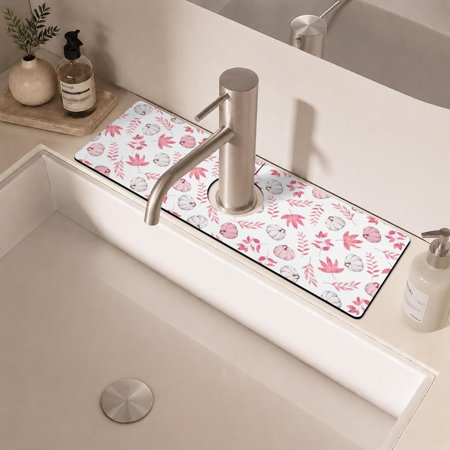 Light Brown White Checkered Kitchen Sink Splash Guard Faucet Mat,Faucet Non-Slip Absorbent Mat,Farmhouse Sink Splash Guard Behind Faucet for Kitchen Bathroom, 15"x5.5"