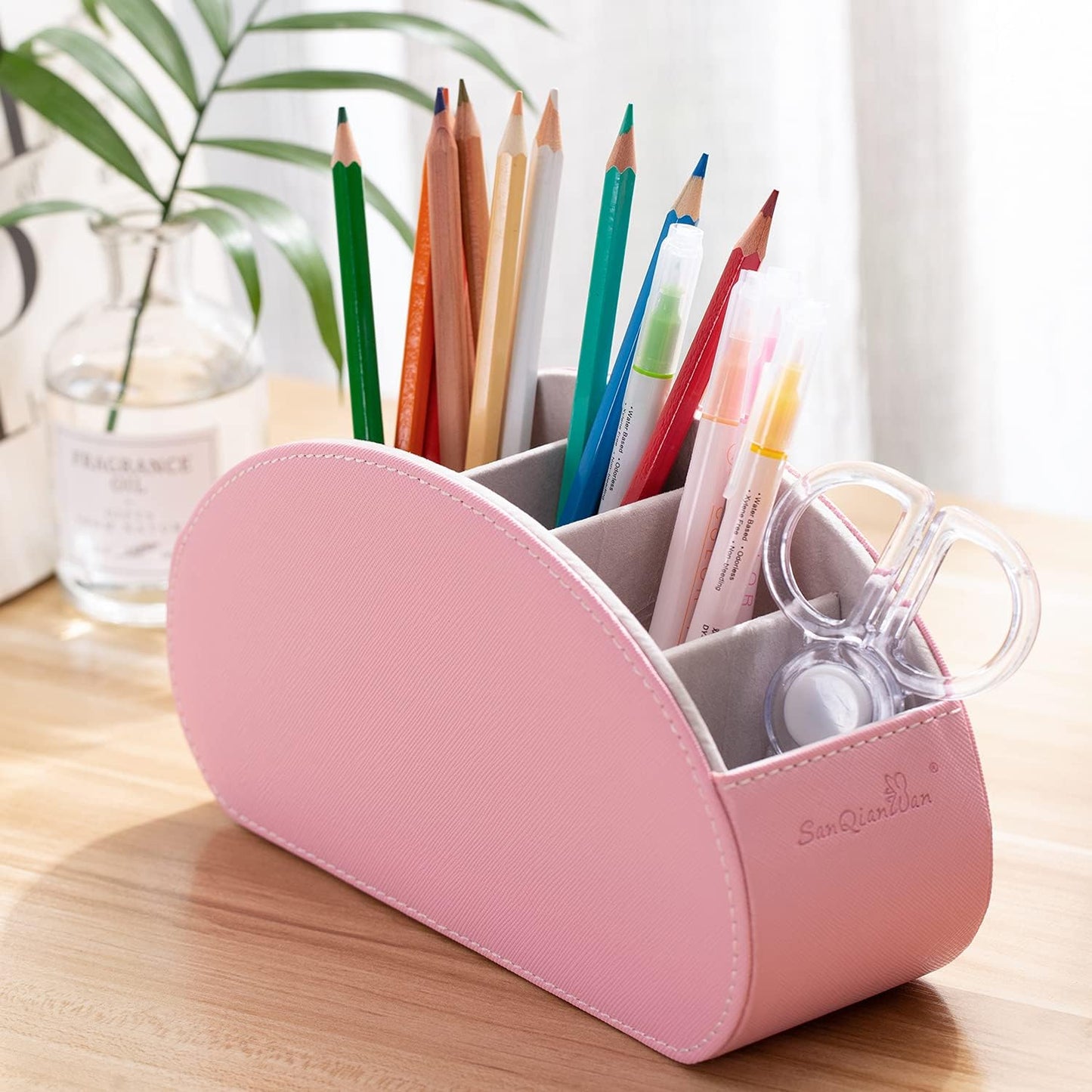 Remote Control Holders Organizer Box with 5 Compartment PU Leather Caddy | Multi-functional Office Desk Storage Caddy Store Tv Remote for Media Player,Brush,Pencil,Glassees&Office Supplies