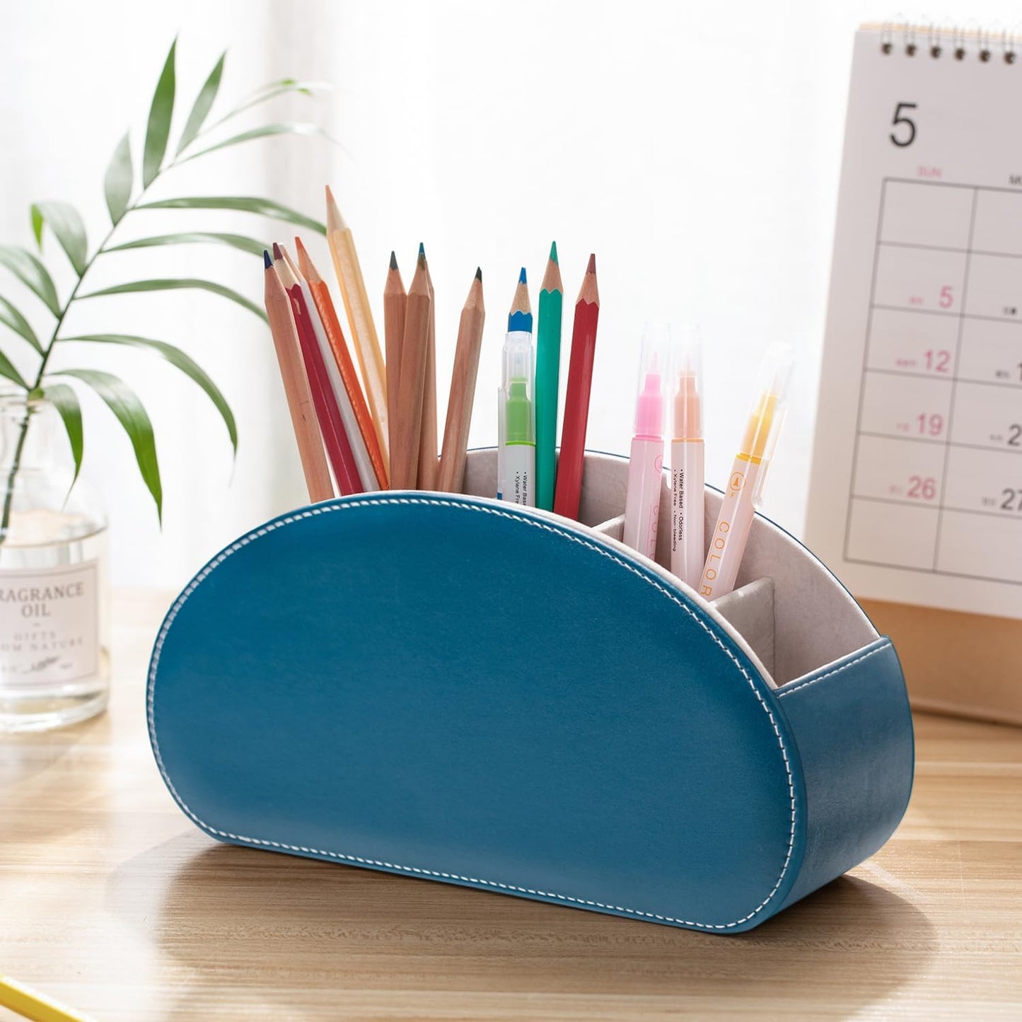 Remote Control Holders Organizer Box with 5 Compartment PU Leather Caddy | Multi-functional Office Desk Storage Caddy Store Tv Remote for Media Player,Brush,Pencil,Glassees&Office Supplies