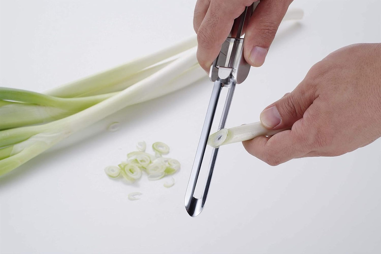Stainless Steel Peeler Long Vegetable Peeler 8.5 inch | Potato Peeler Cabbage Peeler with Plastic Safety Cover Seki Japan