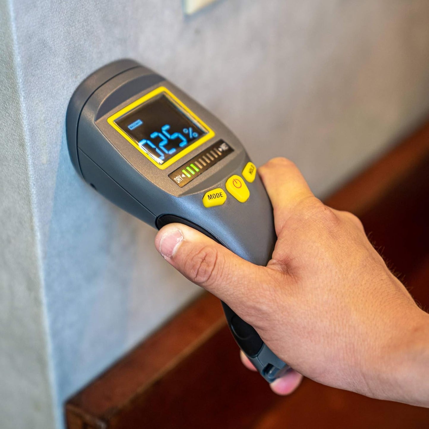 General Tools MMD4E Moisture Meter for Wood, Walls & Water Leak Detection | Pinless wood moisture meter for drywall & walls. Detects mold & humidity. Water leak detector for home moisture testing.