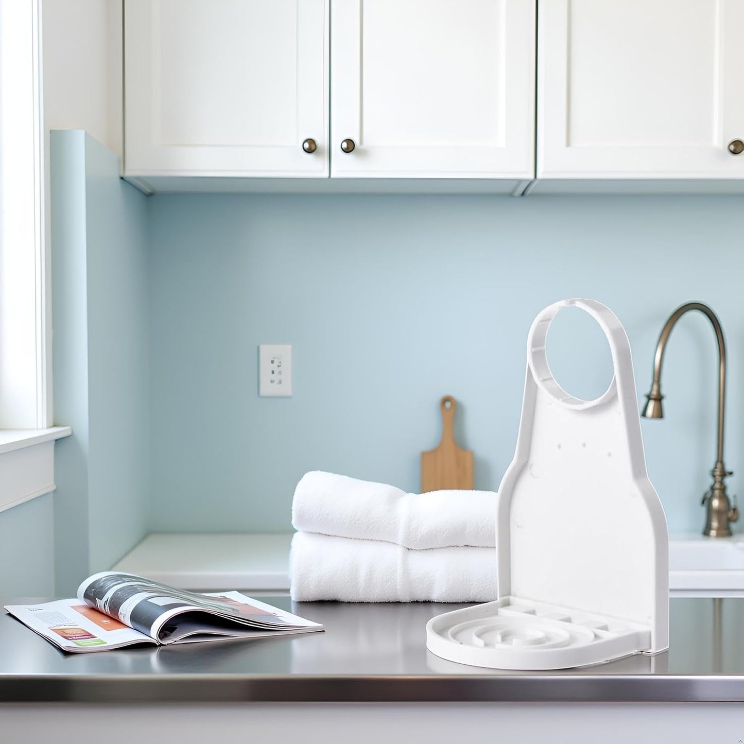 White Foldable Detergent Drip Catcher Laundry Clip Tight On Laundry Bottle Spouts Laundry Detergent Cup Holder Liquid Laundry Detergent