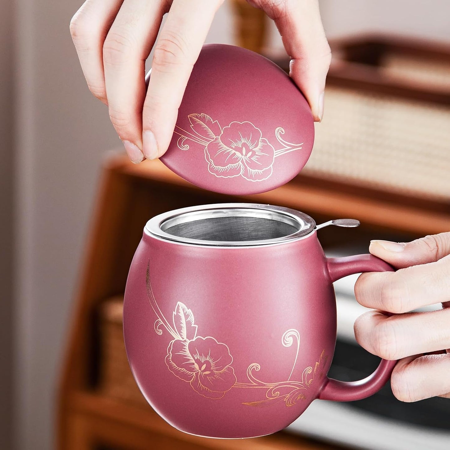 Yundu 12 OZ Matte Purple Ceramics Teacup with Infuser and Lid, Mug with Lid for Steeping - Stainless Steel Infuser for Loose Leaf Tea, Home Office Gift for Tea Lovers