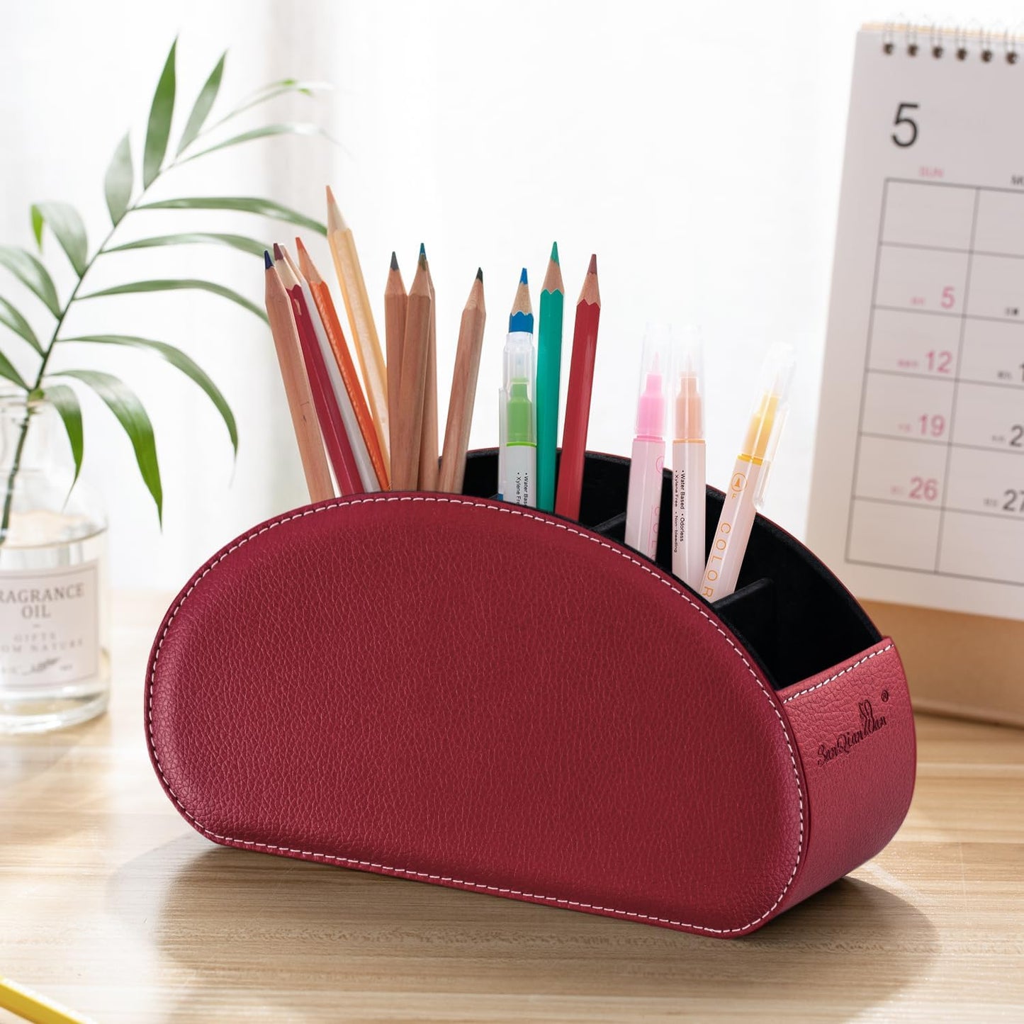 Remote Control Holders Organizer Box with 5 Compartment PU Leather Caddy | Multi-functional Office Desk Storage Caddy Store Tv Remote for Media Player,Brush,Pencil,Glassees&Office Supplies