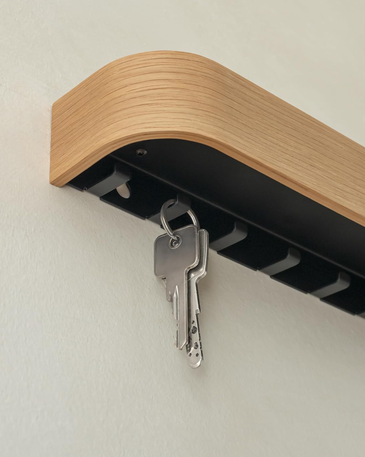 Kazai. Key Holder 'Toke' | Minimalist Key Hook Design from Berlin | Modern Key Holder Wall Mount with Wooden Shelf | Key Rack for Wall as Entryway Organizer | Walnut