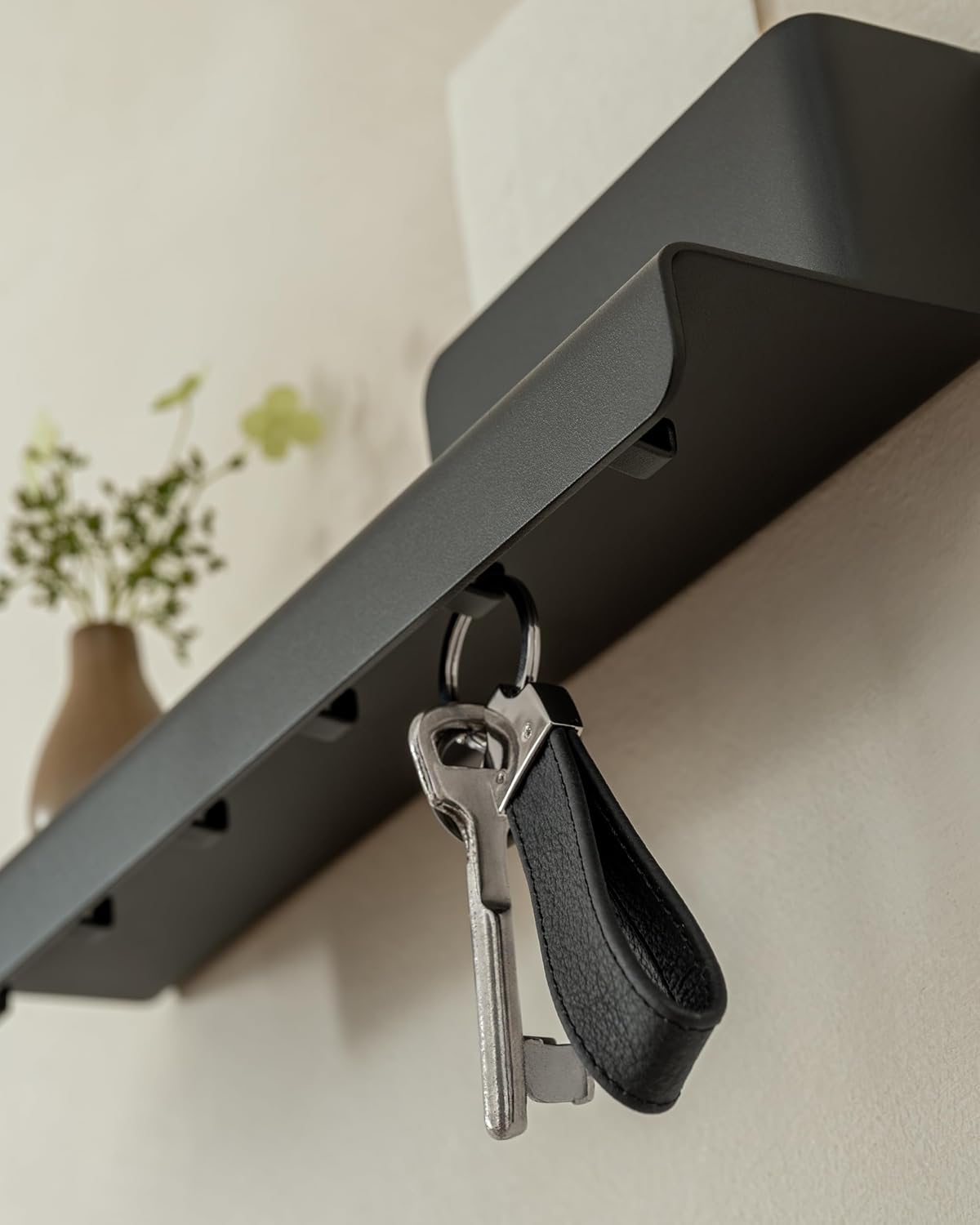 Kazai. Key Holder for Wall 'Holmsen' | Minimalist Key Hooks Design from Berlin | Modern Key Hanger with Metal Shelf | Key Hook Wall Mounted as Hallway Furniture | Sand Taupe