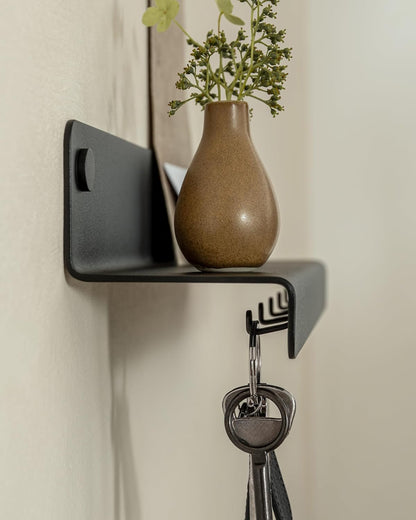 Kazai. Key Holder for Wall 'Holmsen' | Minimalist Key Hooks Design from Berlin | Modern Key Hanger with Metal Shelf | Key Hook Wall Mounted as Hallway Furniture | Sand Taupe